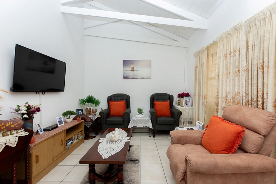 2 Bedroom Property for Sale in Laaiplek Western Cape